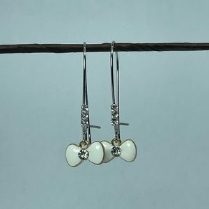 Bow kidney wire earrings